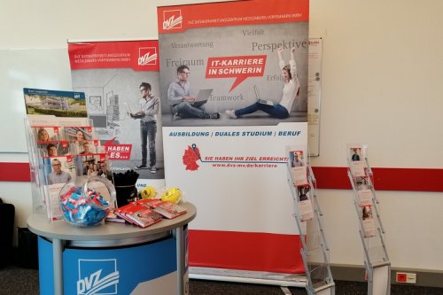 Foto des DVZ-Messestands bei der JumpIn 2020