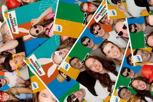 Gruppenfoto von Kolleg*innen des DVZ